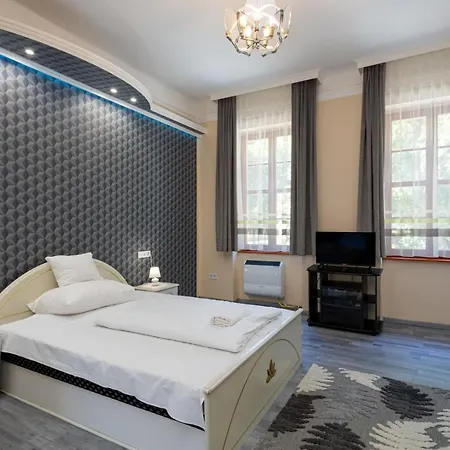 Illes Hotel